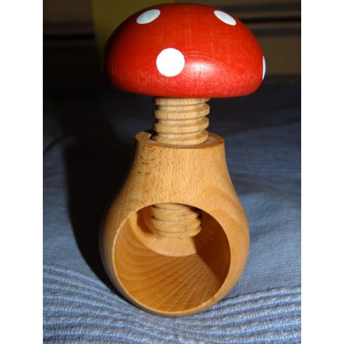 Dió, mogyoró törő 